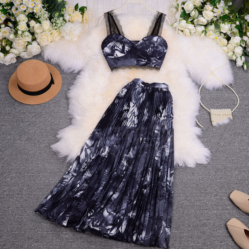 Vacation Style Suit Sexy Lace Camisole Pleated Skirt