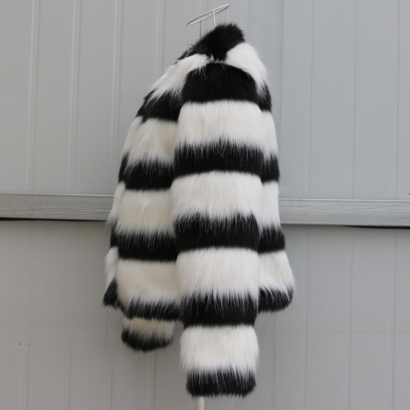 Warm Black And White Striped Long-sleeved Leather Jacket